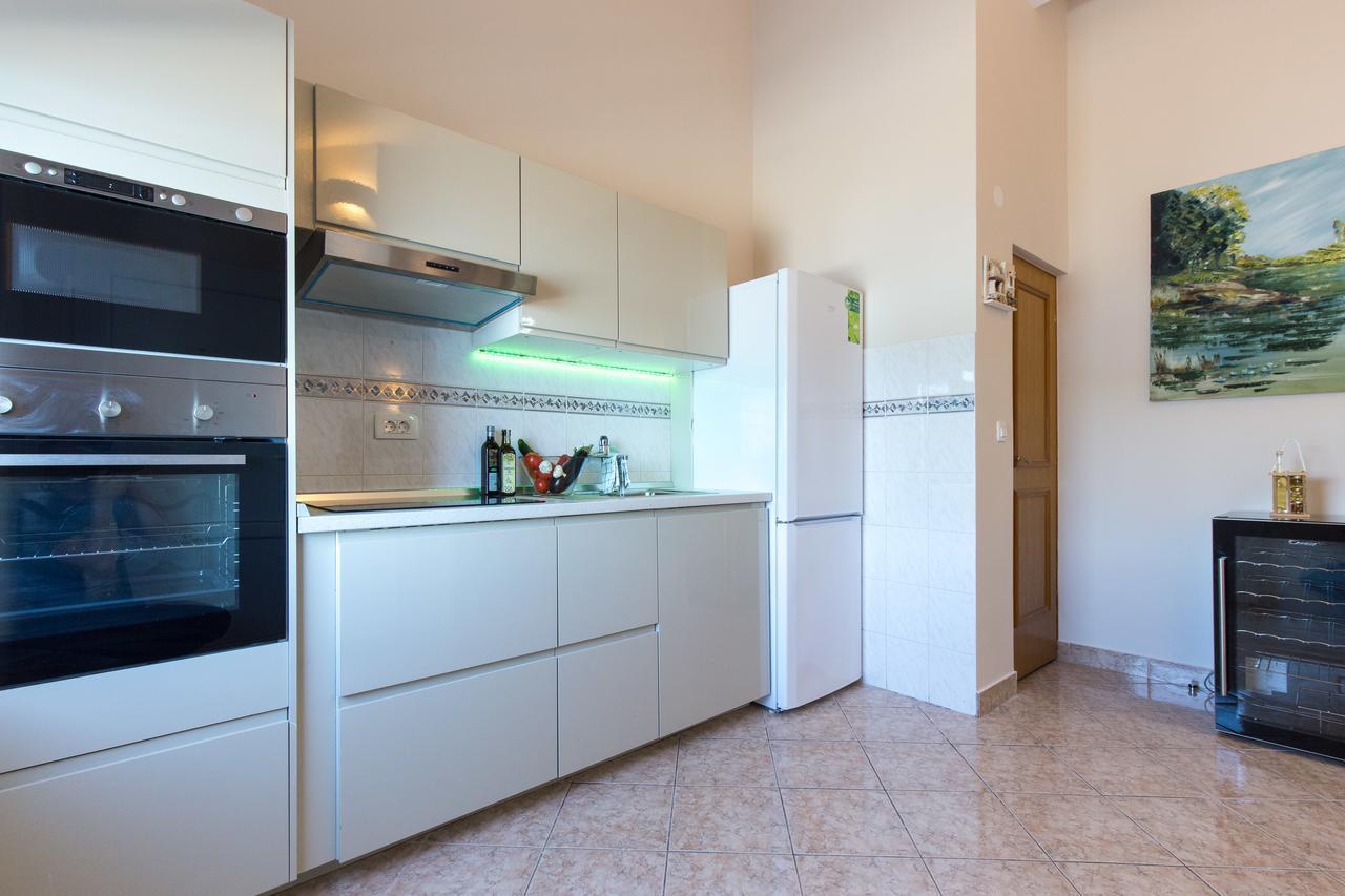 Apartments Tamaris Čižići Extérieur photo